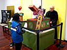 2011 Exhibition in Masuda city, Japan - Photo : Foundation Modern Puppet Center